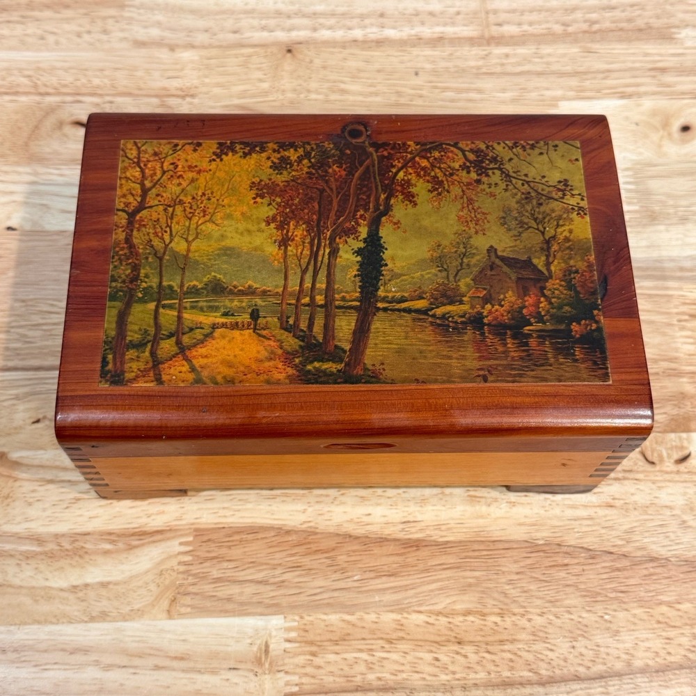 Vintage Wooden Jewelry Trinket Keepsake Box Country River Scene Cedar